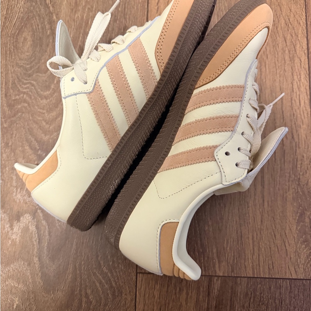 adidas Samba Sneakers in Cream and Brown - Picture 9 of 11